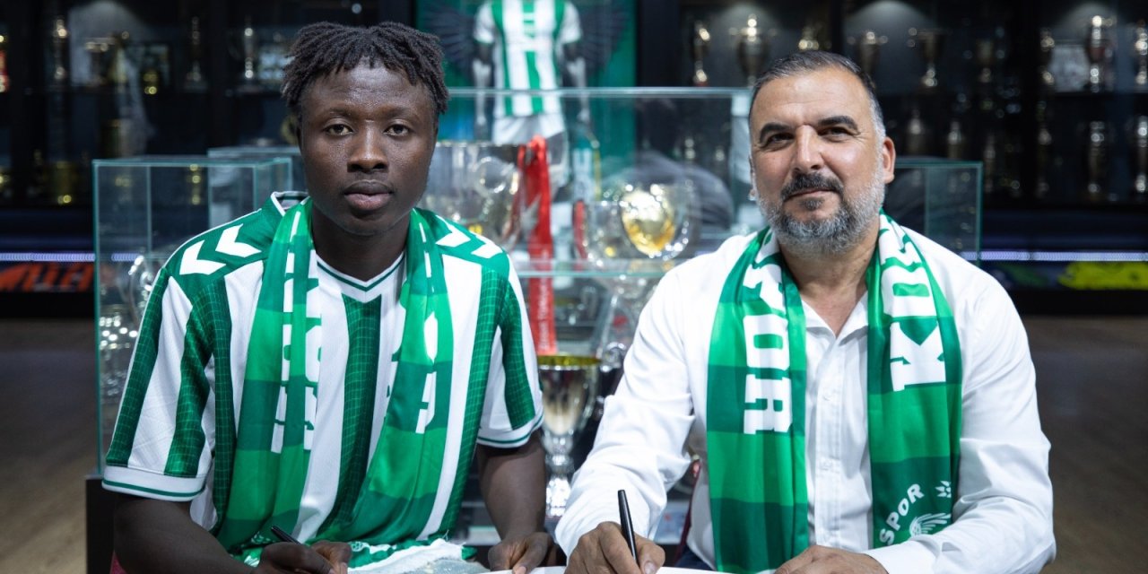 Konyaspor 4 futbolcuyu kadrosuna kattı