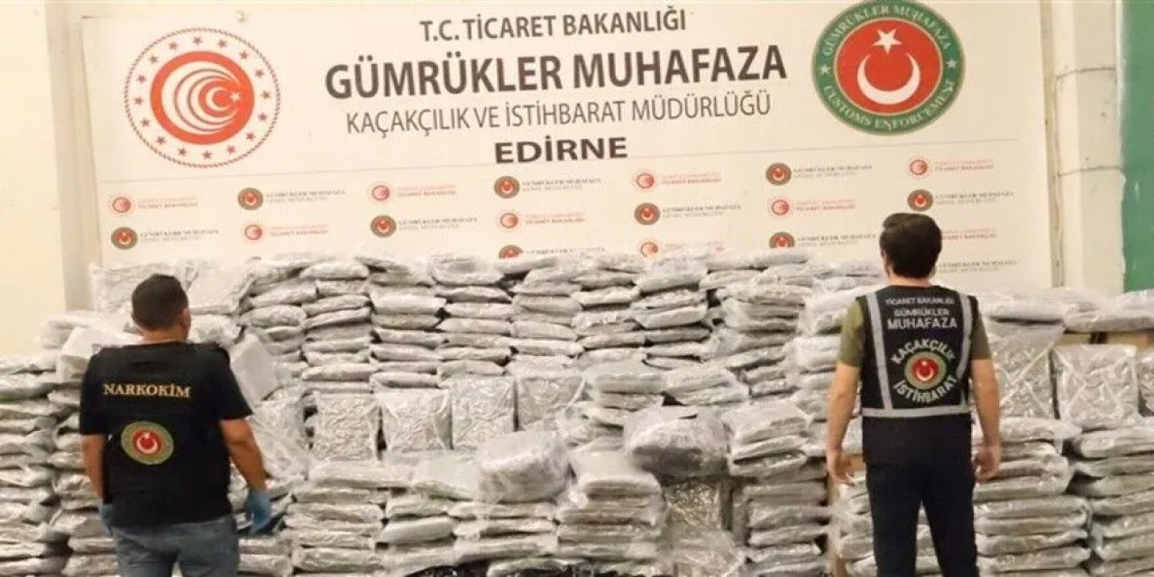 Gümrükte 810 kilogram uyuşturucu ele geçirildi