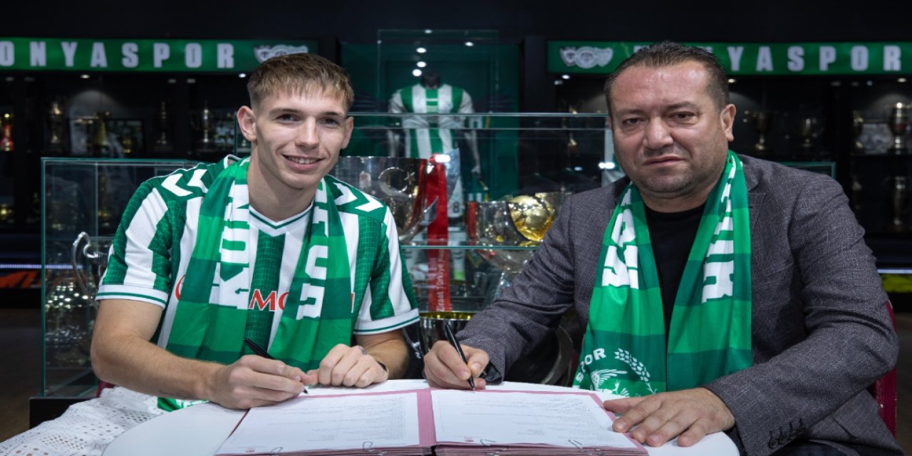 Konyaspor Rajmund Toth’u renklerine bağladı