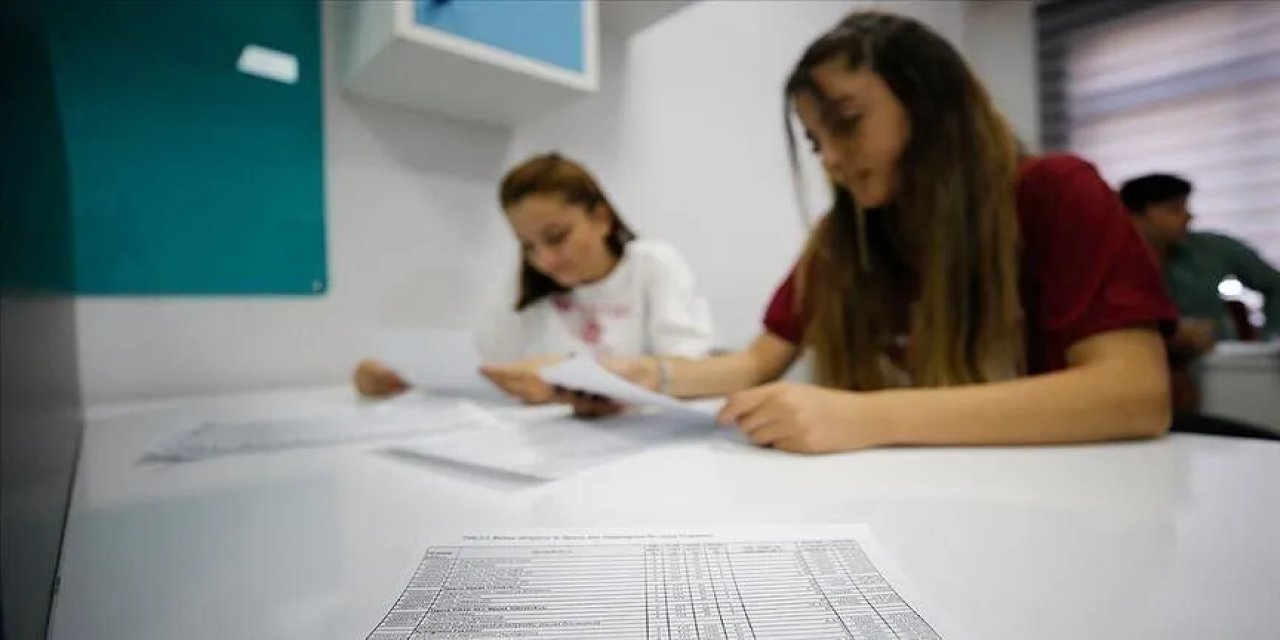 Yaklaşık 50 bin kişi tekrar üniversiteli oldu