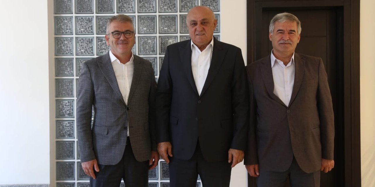 Ustaoğlu'ndan Erkoyuncu'ya 'hayırlı olsun' ziyareti
