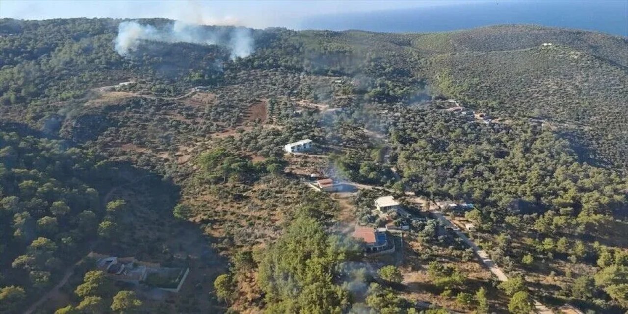 Antalya'da orman yangını çıkan konuma 80 personel sevk edildi