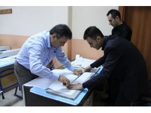 Öğretim Elamanları Model Uçak Kursuna Katıldı