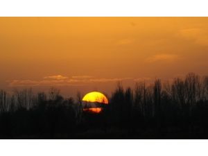 Türkiye'nin Dördüncü Büyük Barajında Da Su Seviyesi Düştü