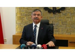 Milli Savunma Bakanı Yılmaz: Bedelli Gündemimizde Yok