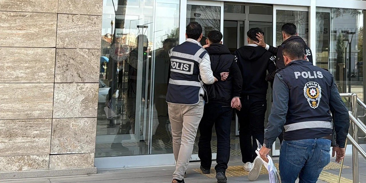 Farklı suçlardan aranan 12 şüpheli yakalandı