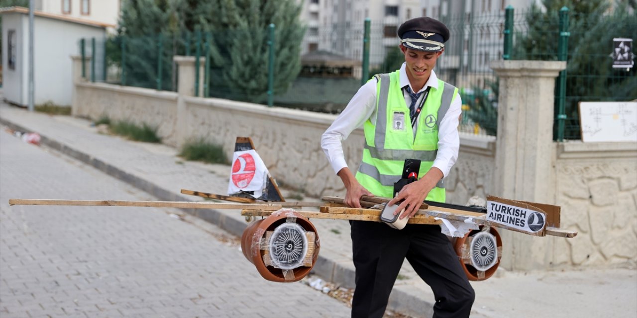 Pilotluk hayali kuran özel gereksinimli gencin kokpit heyecanı