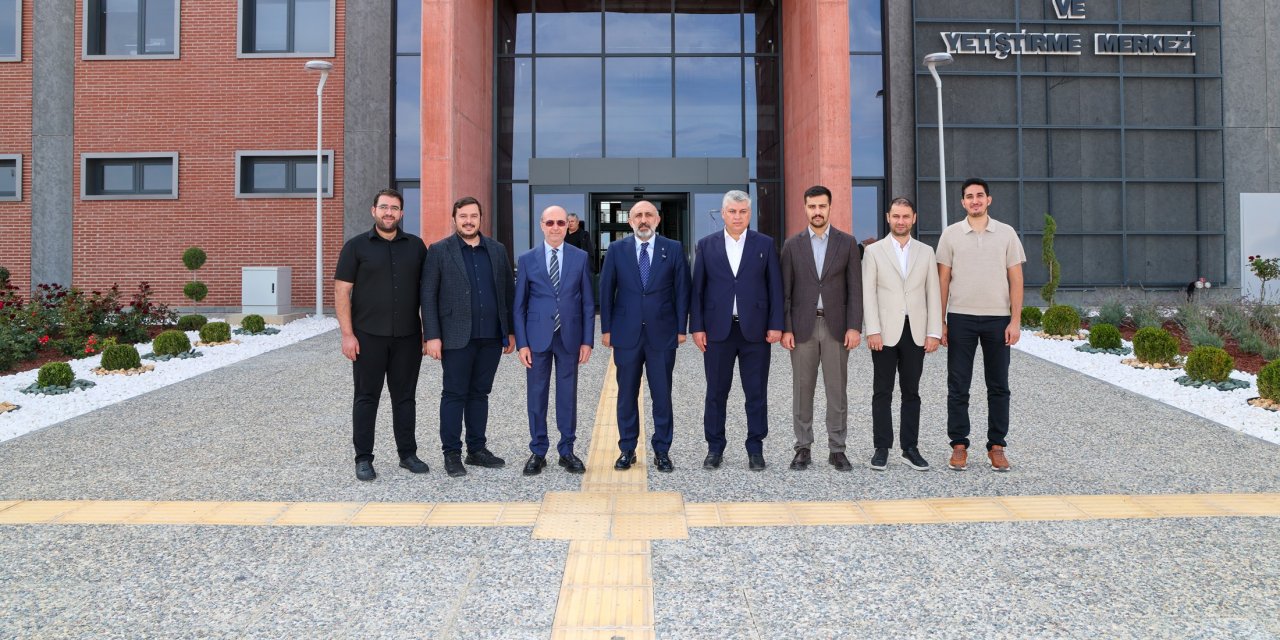 Selçuklu Sporcu Seçme ve Yetiştirme Merkezi'ne ziyaret