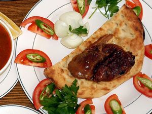 Bu kebabın kilosu 100 Lira