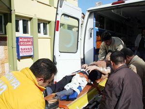 Geri manevra yaparken yayaya çarptı