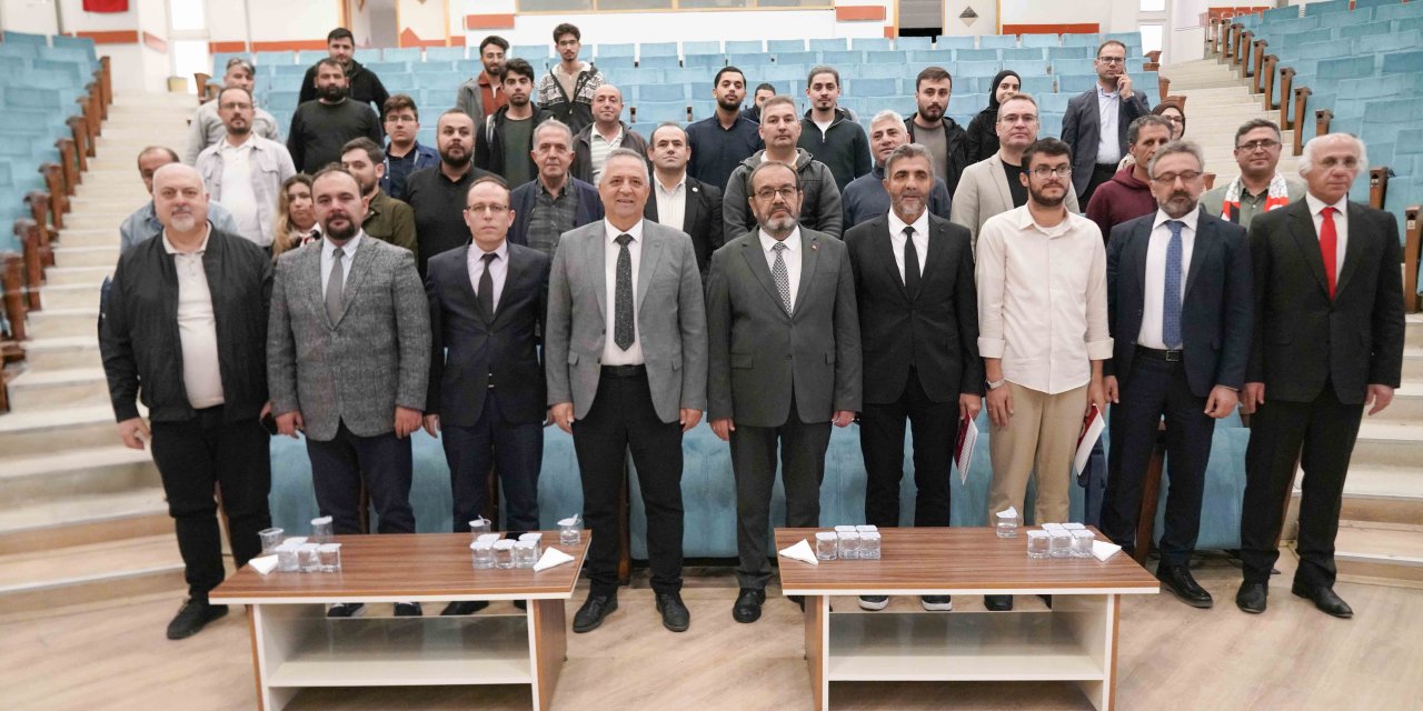KTÜN’de 'Gazze’de Öğrenci Olmak' konuşuldu