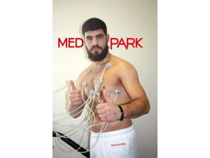 Gaziantepspor’un Yeni Transferi Muhammed İldiz Sağlık Kontrolünden Geçti