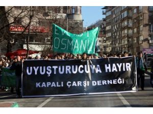 Bursaspor Taraftarlarından 'Uyuşturucu Maddeye Hayır' Yürüyüşü