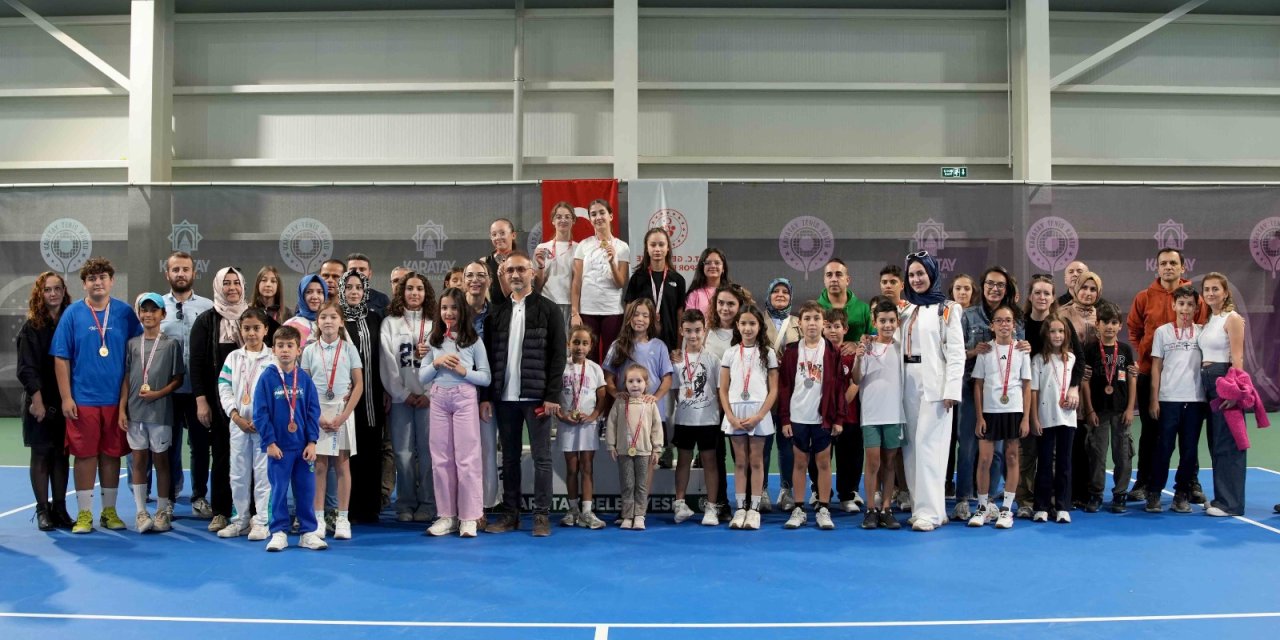 Cumhuriyet Bayramı turnuvası Karatay’da tamamlandı