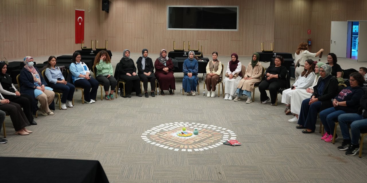 Konya'da 'Anlatı Okulu' 1. grup eğitimleri tamamlandı