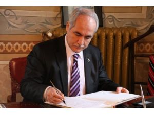 Nevzat Bayhan: Gönüller Cihazların İşgalinde