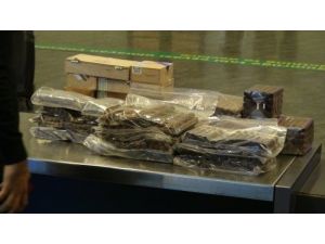 Gümrük Etkinliğinde Kaçak Puro Ele Geçirildi