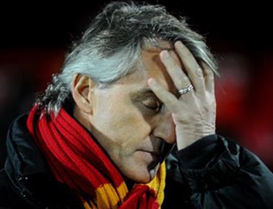 Mancini o isimleri canlı yayında kovdu