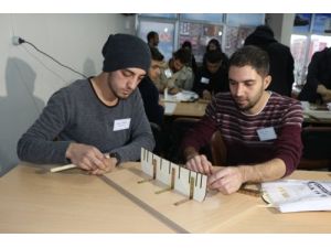 Molotoflu Saldırıya Uğrayan Sodes Atölyesi Üretime Başladı