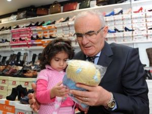 Yusuf Ziya Yılmaz Esnafın Nabzını Tuttu