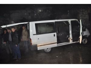 Ak Partili Başkanın Aracı Yakıldı