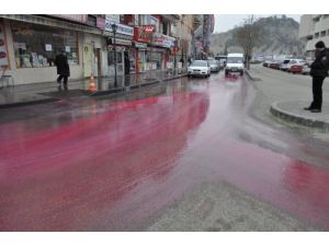 Caddeler Yağlı Boyaya Doydu