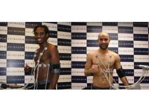 Kayserispor'a Transfer Olan Sinan Bolat Ve Dasilva, Sağlık Kontrolünden Geçti