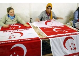 Seçimler Yaklaştı, Bayrak Üreticileri Mesaiye Başladı