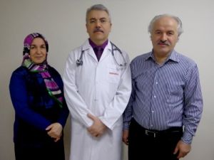 35 Yıllık Evli Çiftin Kalplerine Aynı Anda Stent Takıldı