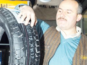 Güvenli yolculuk için zincir mi yoksa kar lastiği mi kullanılmalı?