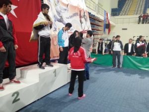 Batmanlı Genç Yüzlerden Güzel Final