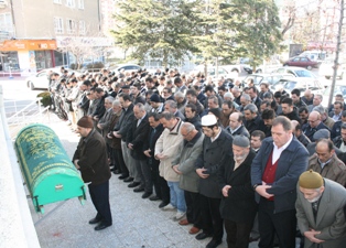Rasim Atalay dedesini kaybetti