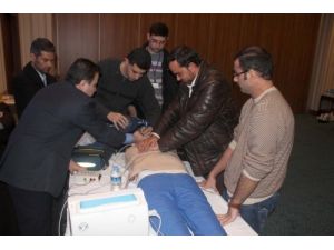 Savaşın Doktorları, İflas Eden Sağlık Sistemini Ayağa Kaldıracak