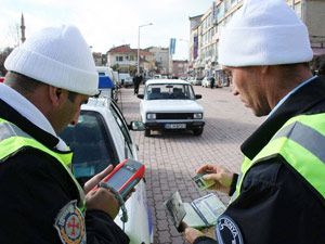 2 bin 208 sürücüye ceza yazıldı