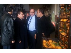 Chp Adayı Aktürk, Hal Esnafını Ziyaret Etti