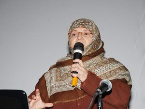 Kadın İslamiyet’le değer buldu