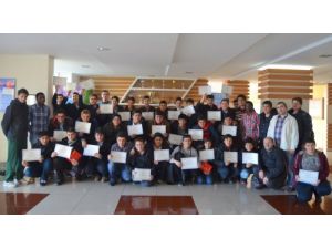 Kılıçaslanlı Öğrenciler Tatilde De İngilizce Öğreniyor