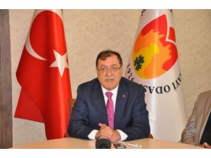 'Sütte Fiyat Kargaşası Yasal Tedbirlerle Engellenir'