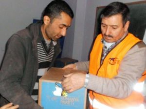 Kimse Yok Mu Derneği'nden 30 Aileye Yardım