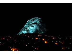 Karahisar Kalesi Son Teknolojiyle Aydınlatıldı