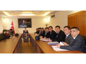 Aydıncık Kaymakamı Işık Okul Müdürleri İle İlk Dönemi Değerlendirdi