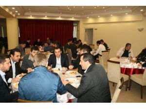 Düzceli Ve Sakaryalı Sanayiciler Kahvaltıda Buluştu