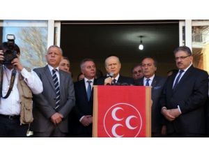 Bahçeli: Başbakan Kendisine Yönelecek Gidişatı Kesmek İçin Hsyk’yı Değiştiriyor