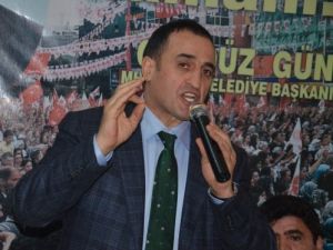 'Başbakan Rüşvet Ve Yolsuzlukların Hesabını Yüce Divan'da Verecek'