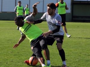 Adanaspor’dan Savunmaya Takviye