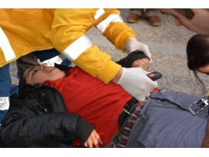 Pompalı Tüfekle Kalabalığa Ateş Eden Şahıs İki Kuzeni Vurdu