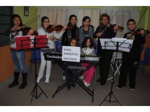 Barış Manço, Manavgat'ta Sevilen Şarkılarıyla Anıldı