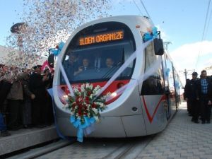 Beyazşehir Ve İldem'de Raylı Sistem Sevinci