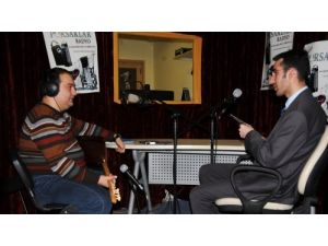 Radyo Pursaklar’da Türkü Şöleni