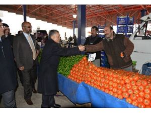 Başkan Büyükkılıç, Yıldırım Beyazıt Mahallesi'ni Ziyaret Etti